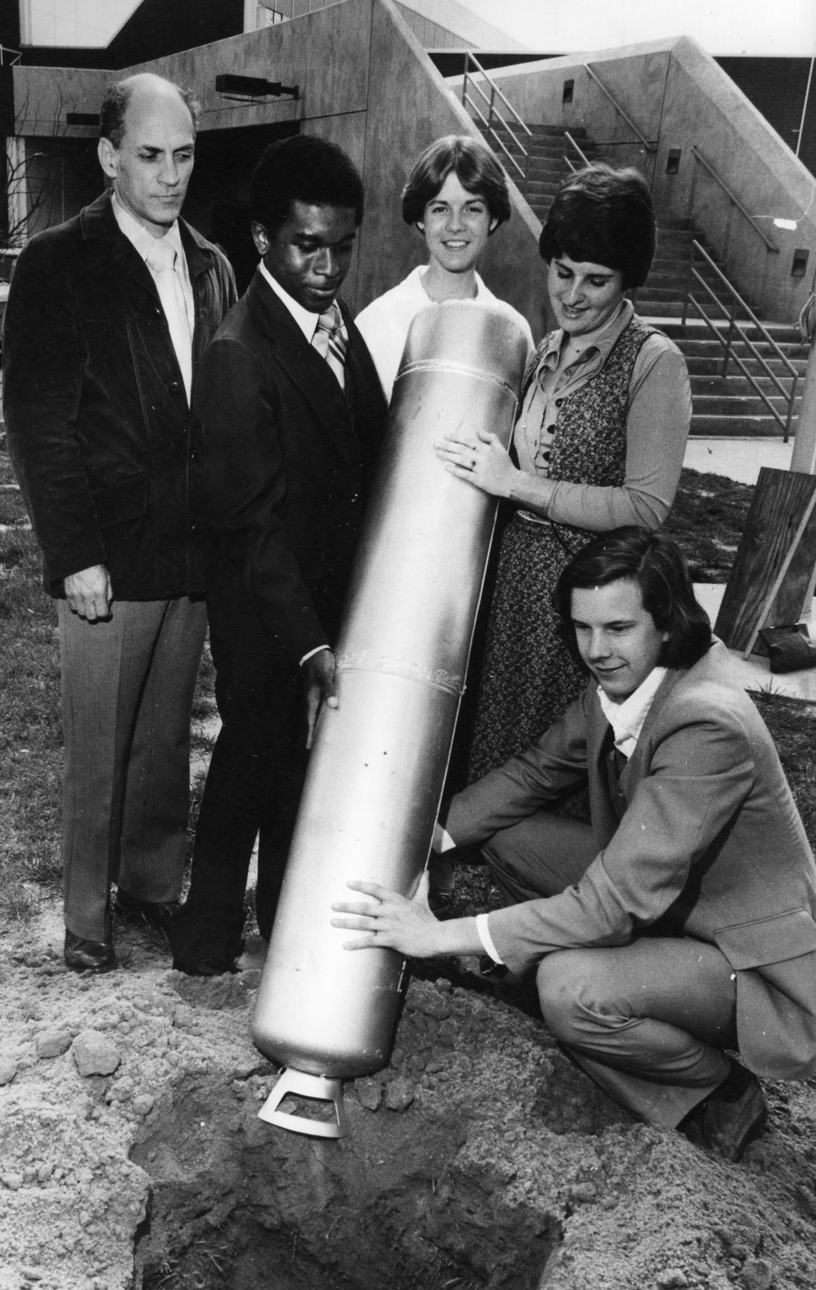 1979-04-12 Time capsule